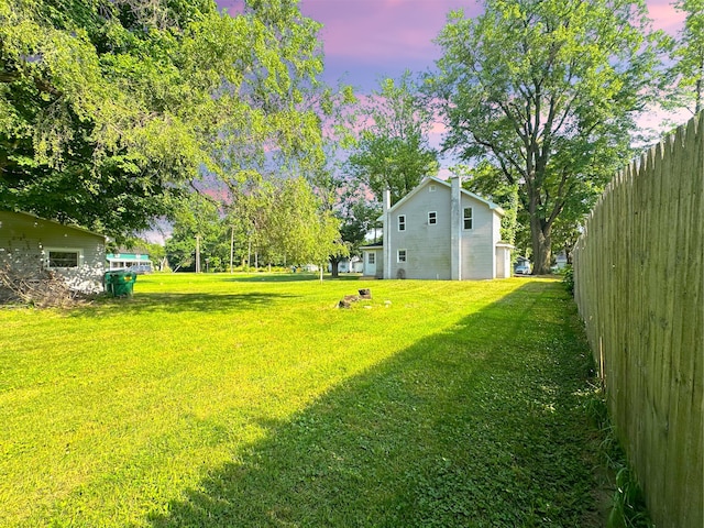 1006 Madison St, Three Rivers, MI 49093 - view of yard