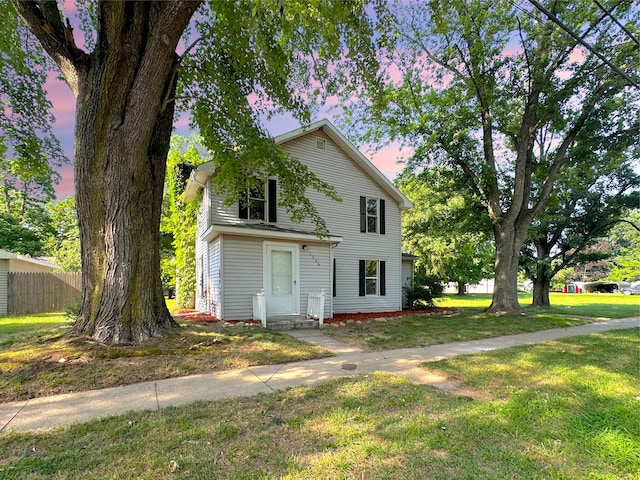 1006 Madison St, Three Rivers, MI 49093 - view of traditional-style home