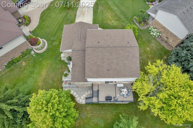 3417 Palm Aire Ct, Rochester Hills, MI 48309 - aerial view of property and surrounding area