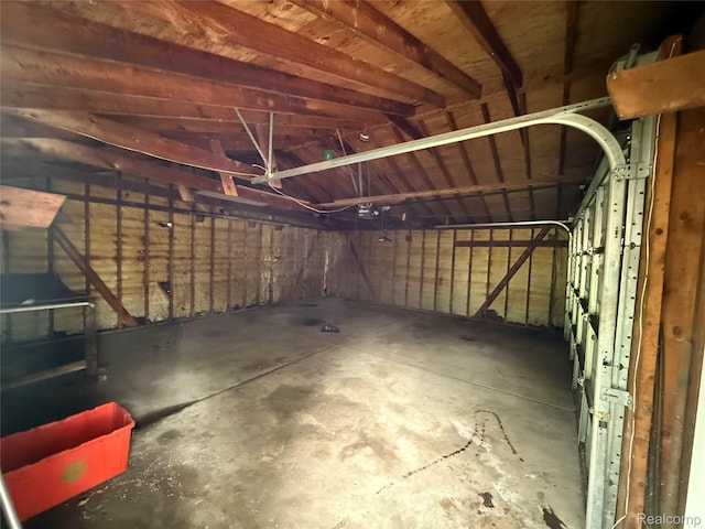 16061 Common Rd, Roseville, MI 48066 - view of garage