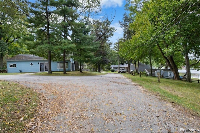 10350 Half Moon Dr, Pinckney, MI 48169 - photo 18