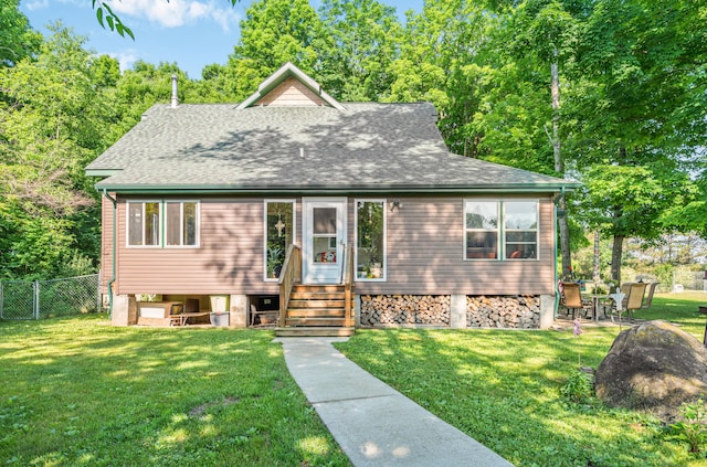 76 Meceola Ct, Hersey, MI 49639 - view of front of home featuring a shingled roof and entry steps