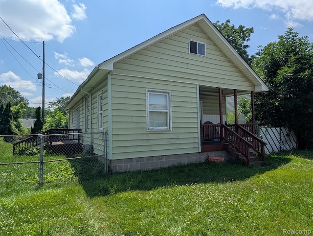 1402 Allen St, Burton, MI 48529 - back of property