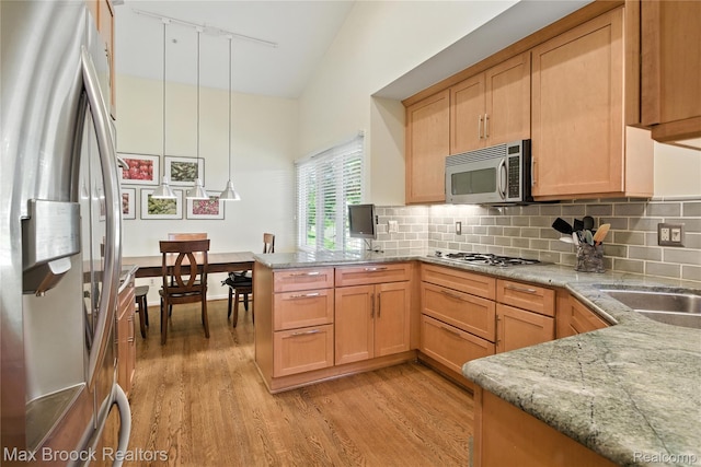 4185 Foxpointe Dr, West Bloomfield, MI 48323 - photo 14