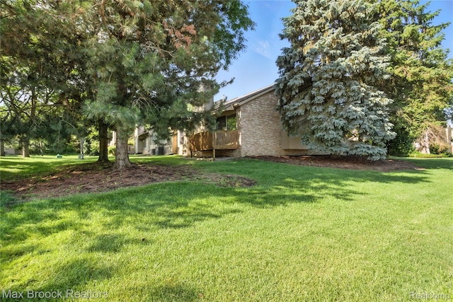 4185 Foxpointe Dr, West Bloomfield, MI 48323 - photo 32