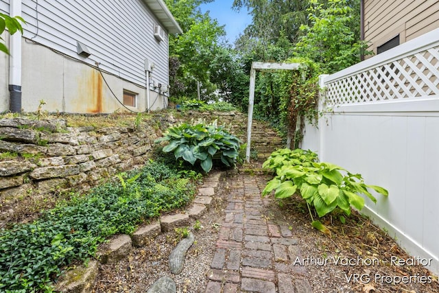 331 Conkey Dr, Michigan, MI 48834 - view of yard