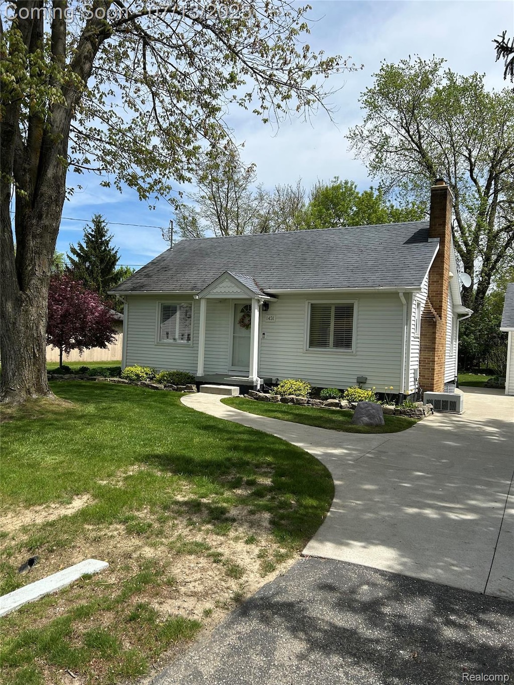1431 Denies St, Burton, MI 48509 - photo 1