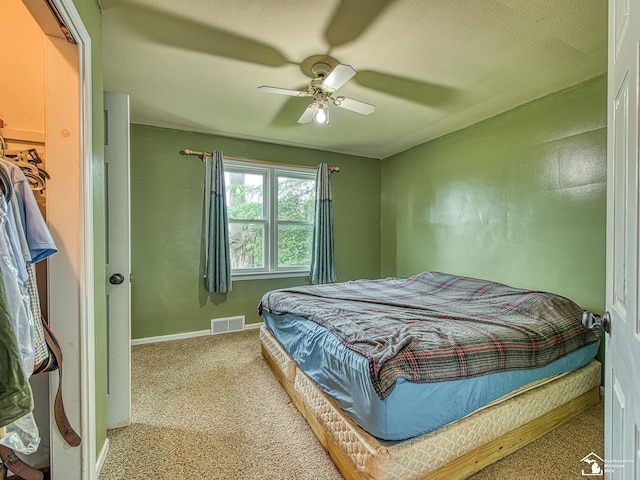 5825 Edgewood Blvd, Monroe, MI 48161 - carpeted bedroom featuring a ceiling fan and baseboards