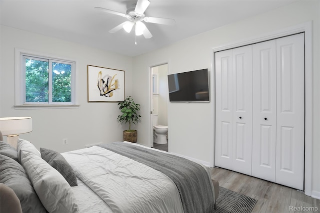 21710 Whitmore St, Oak Park, MI 48237 - bedroom featuring a closet, light wood finished floors, ensuite bath, and ceiling fan