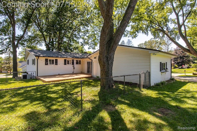 7709 Shelley Dr, Clarkston, MI 48348 - rear view of property with a deck