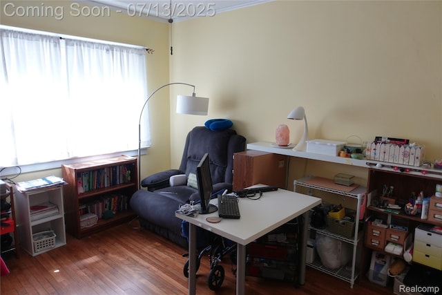341 W Oakridge St W, Ferndale, MI 48220 - office with wood-type flooring and ornamental molding