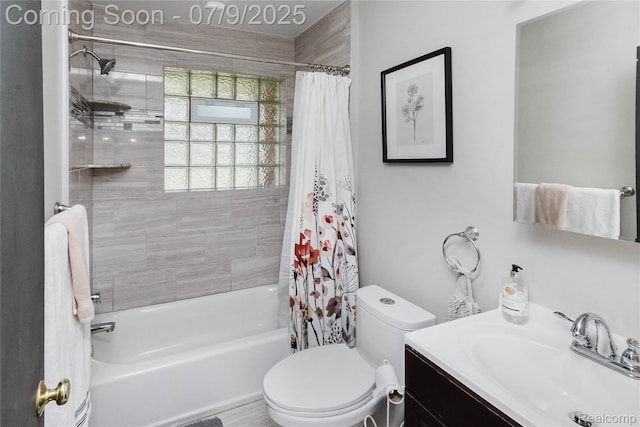 437 Normandy Rd, Royal Oak, MI 48073 - bathroom with shower / bath combo and vanity