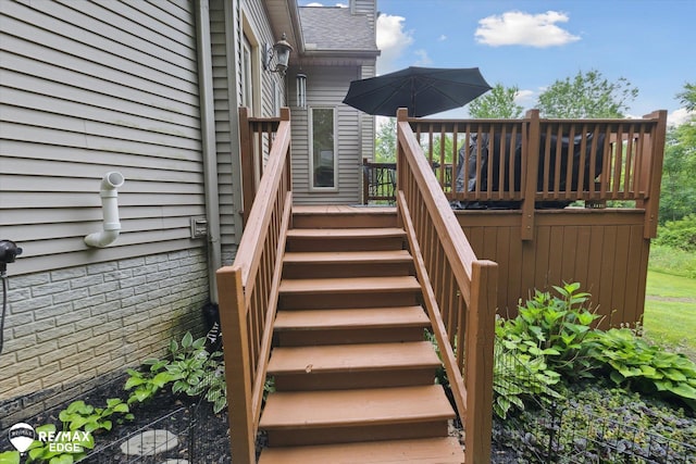 7266 Dodge Rd, Montrose, MI 48457 - view of stairway