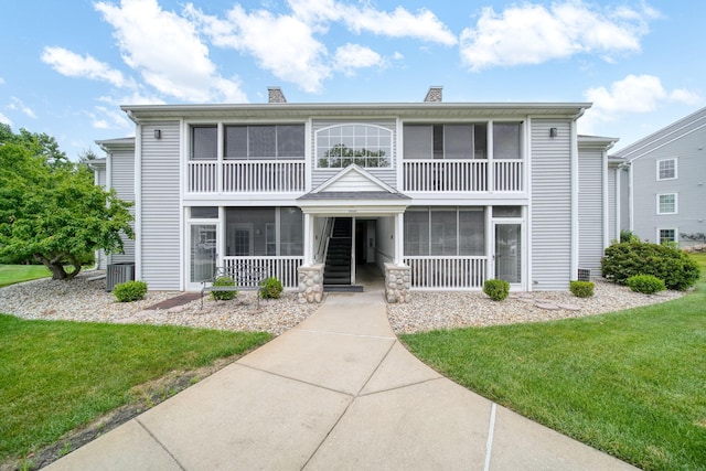 824 W Barrington Cir, Jackson, MI 49203 - view of building exterior