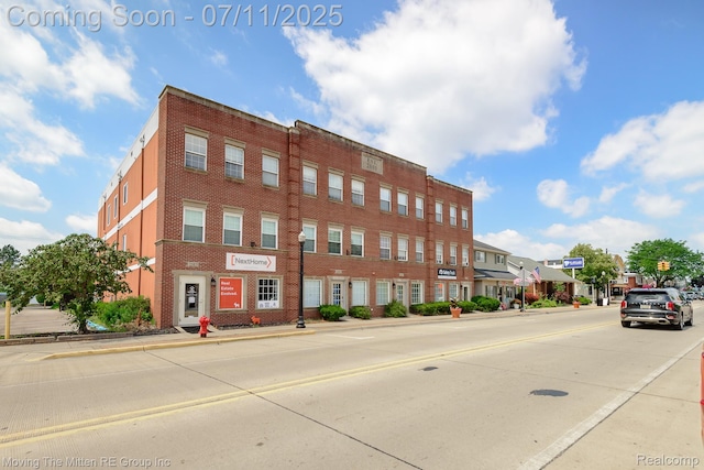 231 Main St, Belleville, MI 48111 - view of building exterior