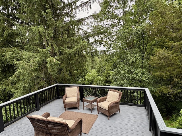 12141 Lawrence Rd, Brooklyn, MI 49230 - view of deck