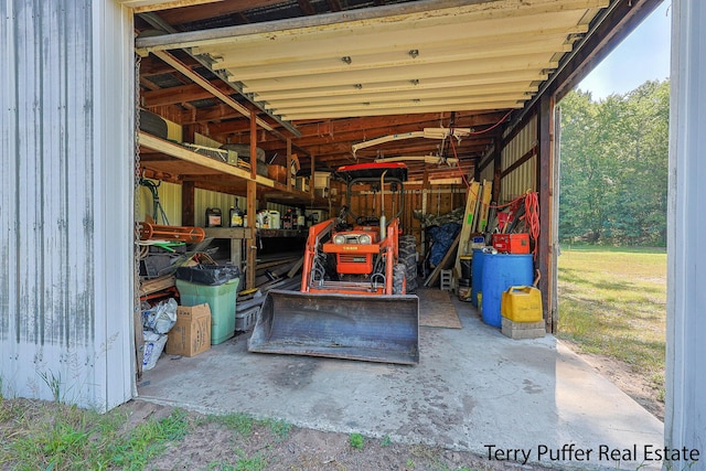 2860 Fenner Rd, Muskegon, MI 49445 - view of storage room