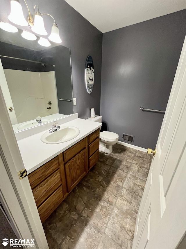 1421 Newcastle Dr, Davison, MI 48423 - bathroom featuring vanity, a shower, and a chandelier