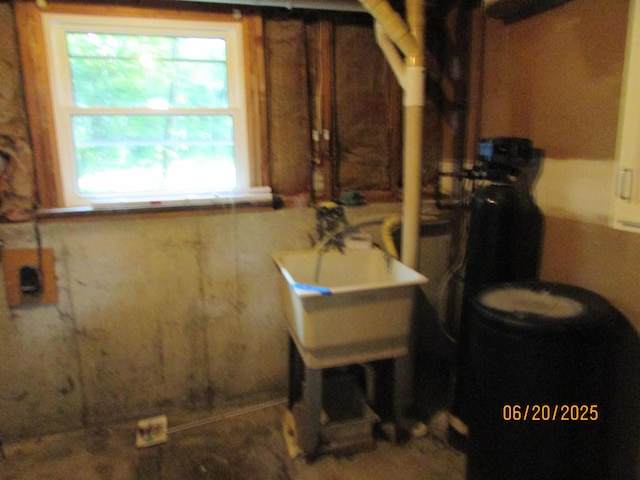 802 Murphy Rd, Linden, MI 48451