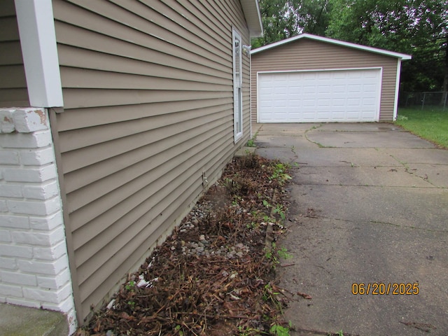 802 Murphy Rd, Linden, MI 48451