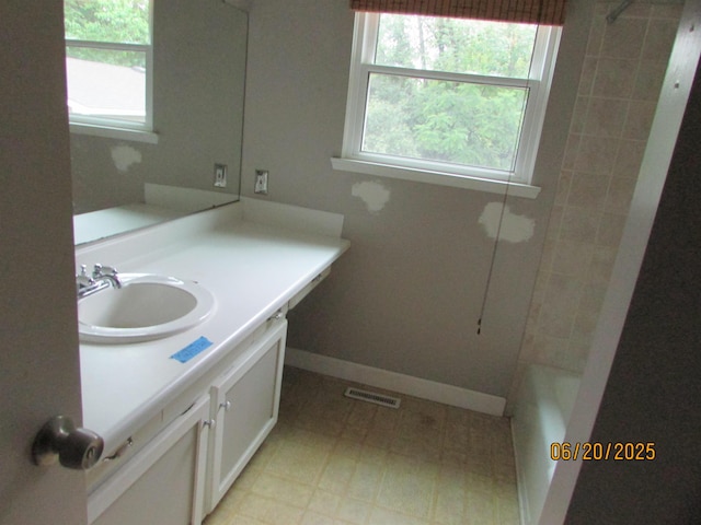 802 Murphy Rd, Linden, MI 48451