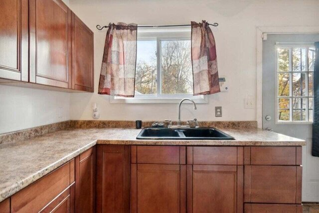 216 Kendall St N, Battle Creek, MI 49037