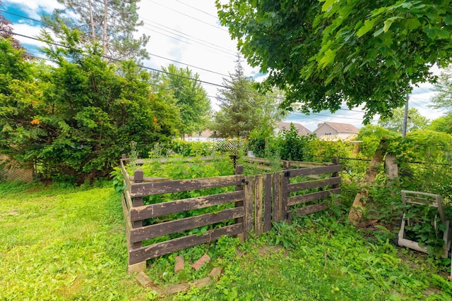 8876 Sheldon Rd, Plymouth, MI 48170 - view of yard