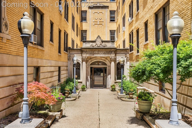 120 Seward St Unit U2, Detroit, MI 48202 - doorway to property