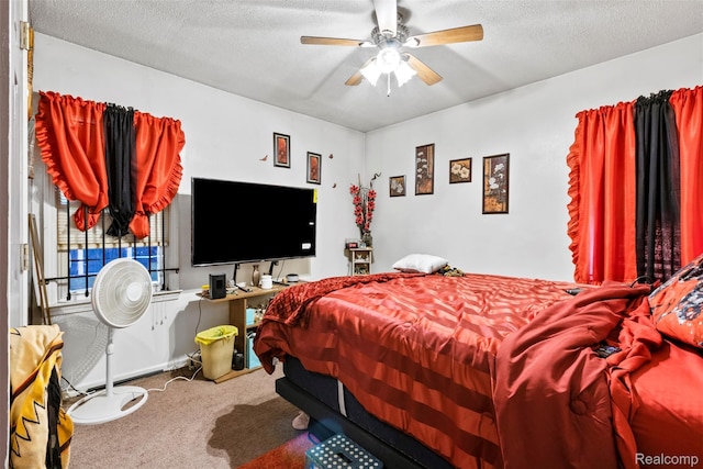 19359 Montrose St, Detroit, MI 48235 - carpeted bedroom with a textured ceiling and a ceiling fan