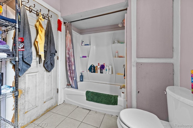 22 W Henry St, River Rouge, MI 48218 - bathroom featuring tile patterned floors and shower / bath combination with curtain