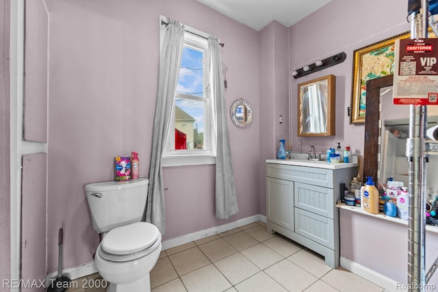22 W Henry St, River Rouge, MI 48218 - bathroom featuring vanity and tile patterned floors