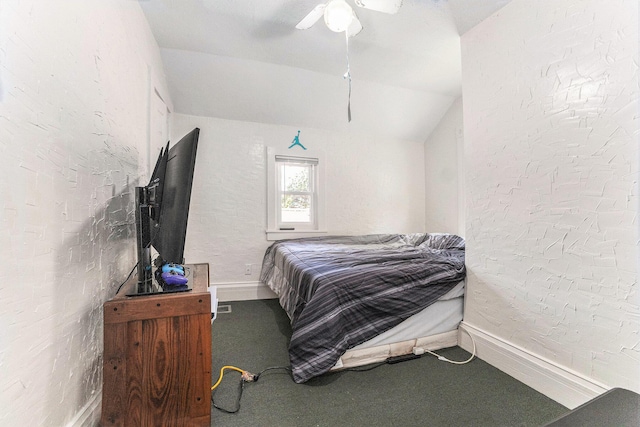 617 E Thorn St, Hastings, MI 49058 - carpeted bedroom featuring lofted ceiling, ceiling fan, and a textured wall