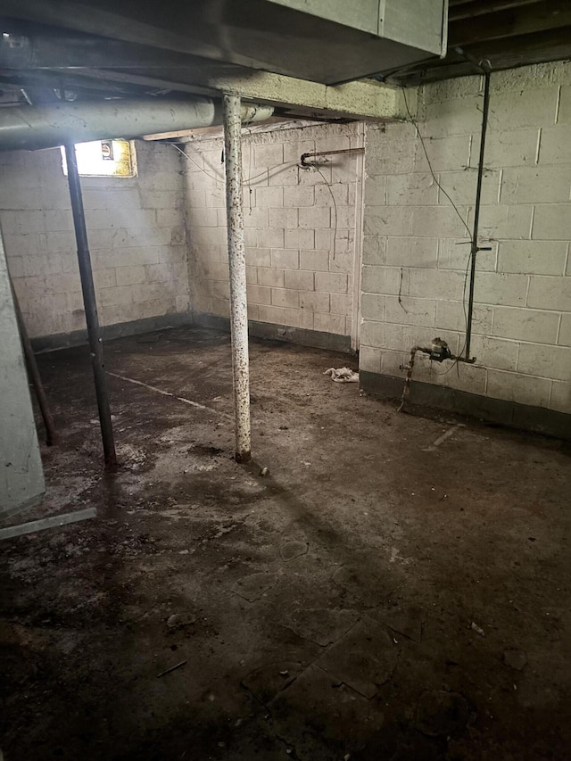 8255 Marlowe St, Detroit, MI 48228 - view of unfinished below grade area