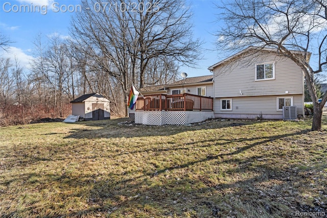 1560 Mercedes St, West Bloomfield, MI 48324 - rear view of property with a wooden deck, a storage shed, and a yard