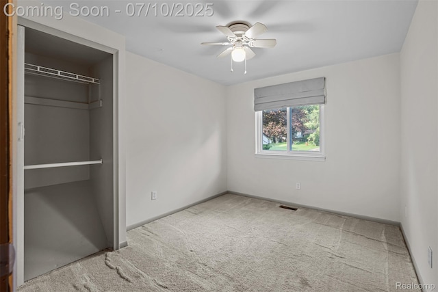 1560 Mercedes St, West Bloomfield, MI 48324 - unfurnished bedroom featuring carpet flooring, a ceiling fan, and a closet