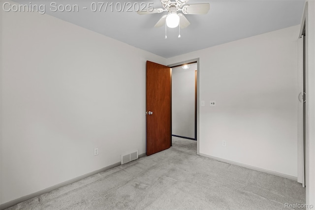 1560 Mercedes St, West Bloomfield, MI 48324 - unfurnished room with carpet flooring and ceiling fan