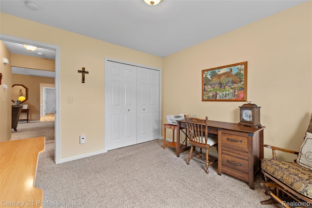 50323 Highpoint Ct, Macomb, MI 48044 - office featuring light carpet and baseboards