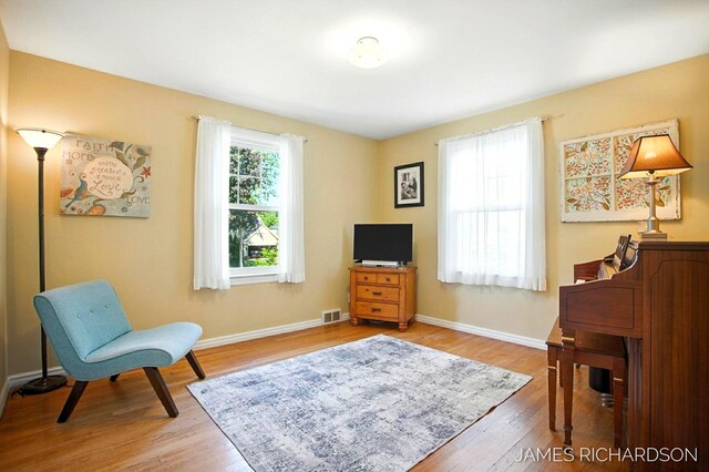 320 Lawndale Ave NE, Grand Rapids, MI 49503