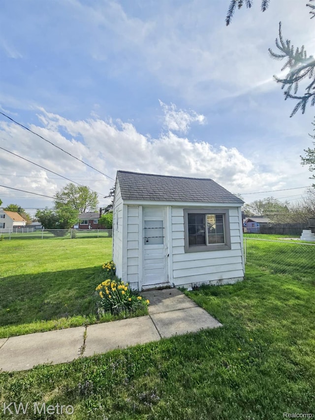 4010 Stolzenfeld Ave, Warren, MI 48091 - view of outbuilding