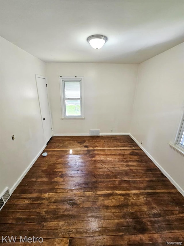 4010 Stolzenfeld Ave, Warren, MI 48091 - spare room featuring hardwood / wood-style flooring