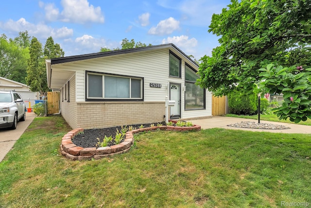 25288 Hopkins St, Dearborn Heights, MI 48125 - view of front facade featuring brick siding