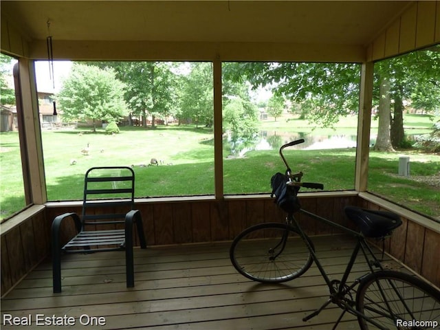25748 Lexington Dr Unit 5, South Lyon, MI 48178 - sunroom featuring healthy amount of natural light