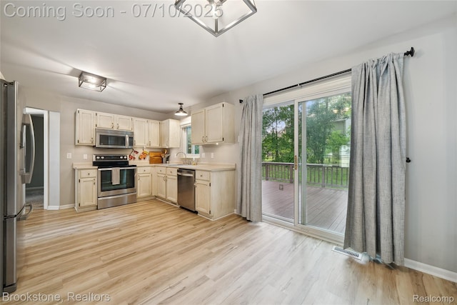 4188 Hardwich Dr, Waterford, MI 48329 - photo 9