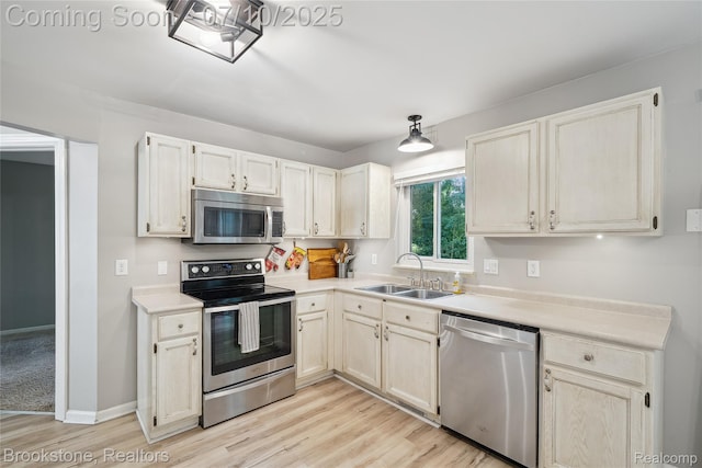 4188 Hardwich Dr, Waterford, MI 48329 - photo 12