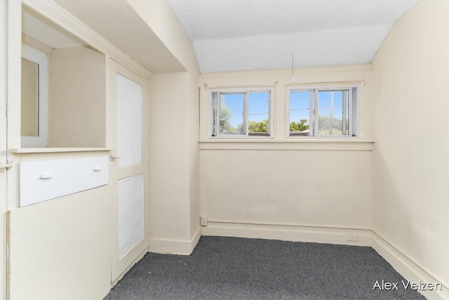 510 La Grave Ave SE, Grand Rapids, MI 49503 - carpeted spare room with baseboards