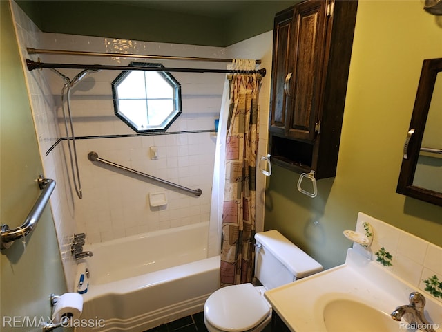 6388 Hermana Rd, West Bloomfield, MI 48324 - photo 15