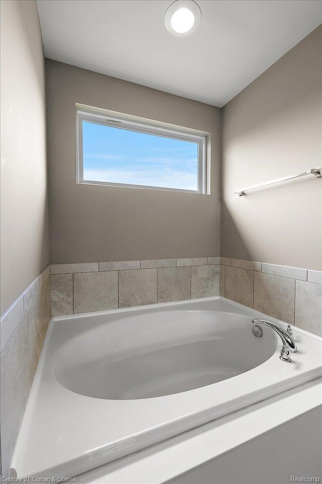 23431 S Crooked Tree Ct, South Lyon, MI 48178 - photo 28