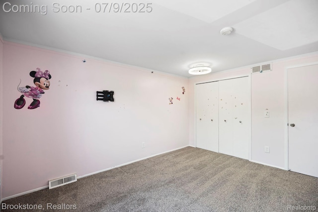 2900 Barton Dr, Sterling Heights, MI 48310 - unfurnished bedroom with carpet floors and a closet