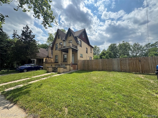 6815 Mettetal St, Detroit, MI 48228 - view of home's exterior with brick siding
