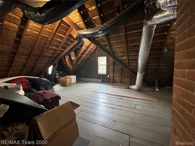 6815 Mettetal St, Detroit, MI 48228 - view of attic
